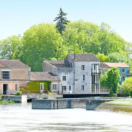 Quai 3 Loft Moderne Et Lumineux Les Pieds Dans L'Eau Apartman Jarnac Kültér fotó
